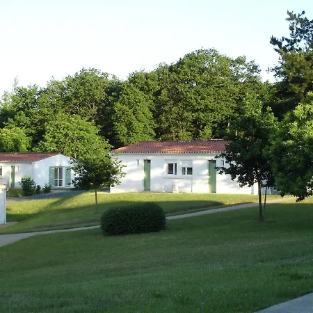 Semi-detached Bungalow With Microwave, In The Great Vendee