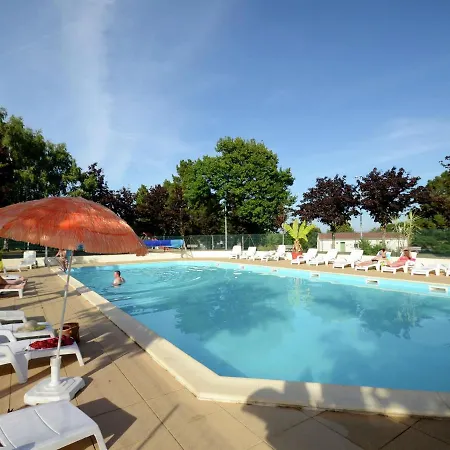 Semi-detached Bungalow With Microwave, In The Great Vendee *